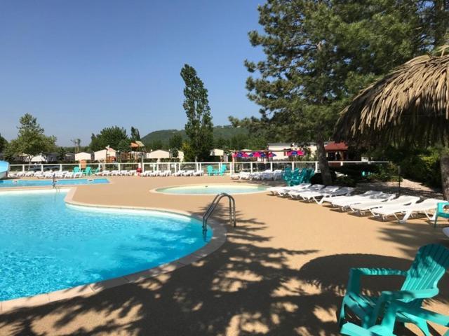 Camping Officiel Siblu Les Rives De קונדרו מראה חיצוני תמונה